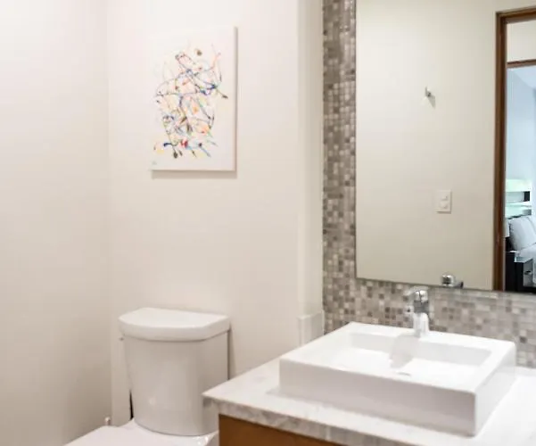 Apartment Beautiful 2 Bedroom With Pool In Downtown Playa *