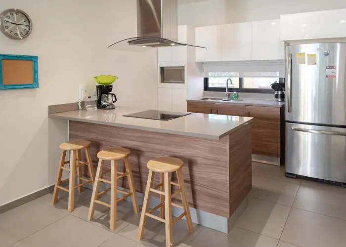 Apartment Beautiful 2 Bedroom With Pool In Downtown Playa