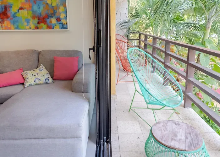 Beautiful 2 Bedroom With Pool In Downtown Playa Apartment Playa del Carmen