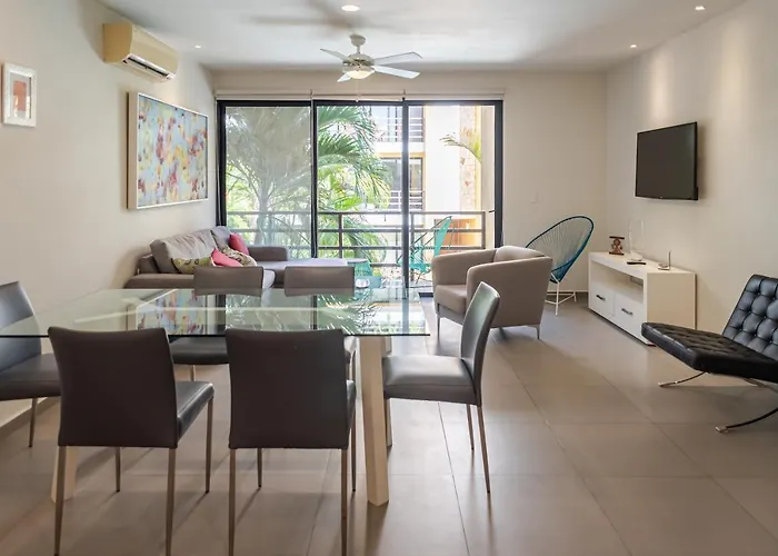Beautiful 2 Bedroom With Pool In Downtown Playa Apartment Playa del Carmen